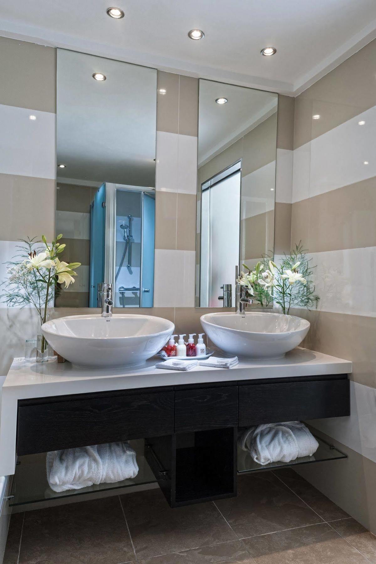 Superior Double Room,680967606:JPEG