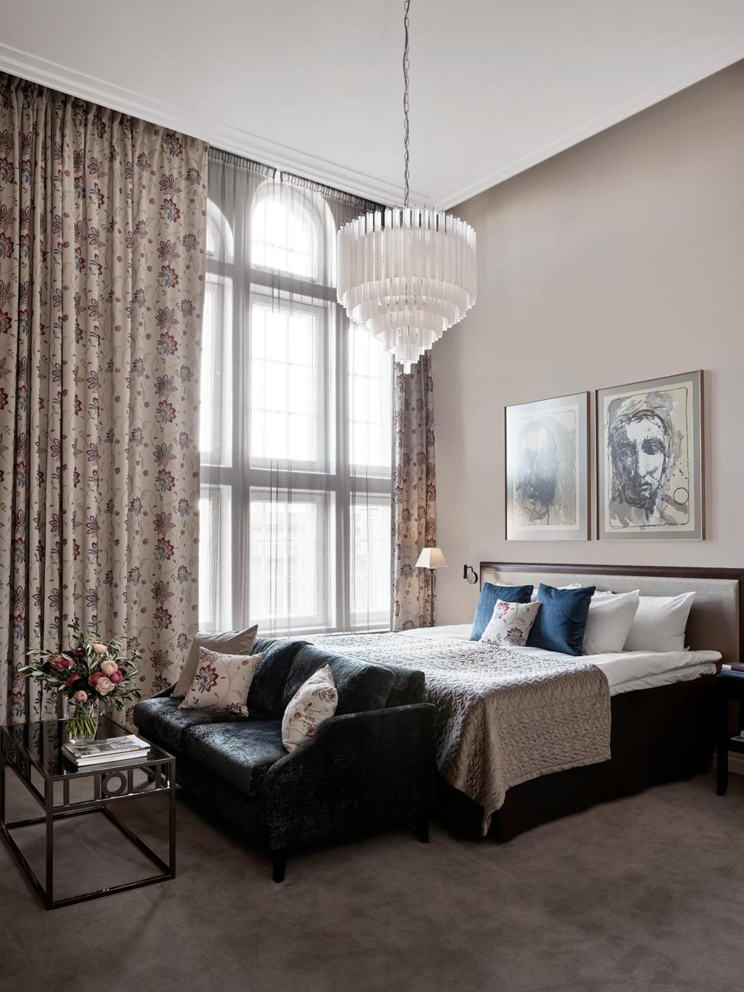Grand Deluxe Room