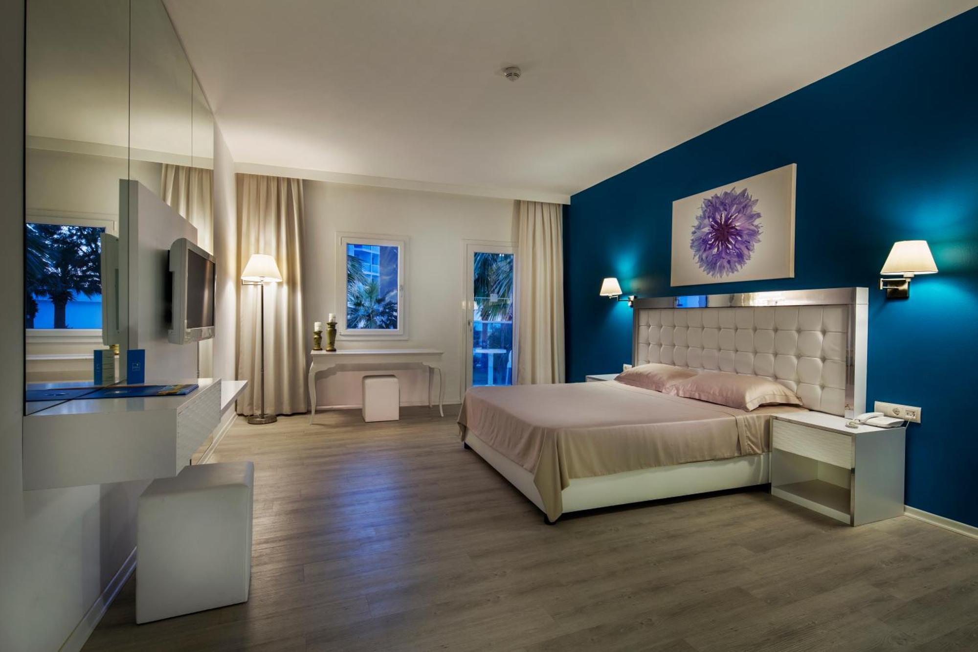 King Suite with Terrace - One Bedroom