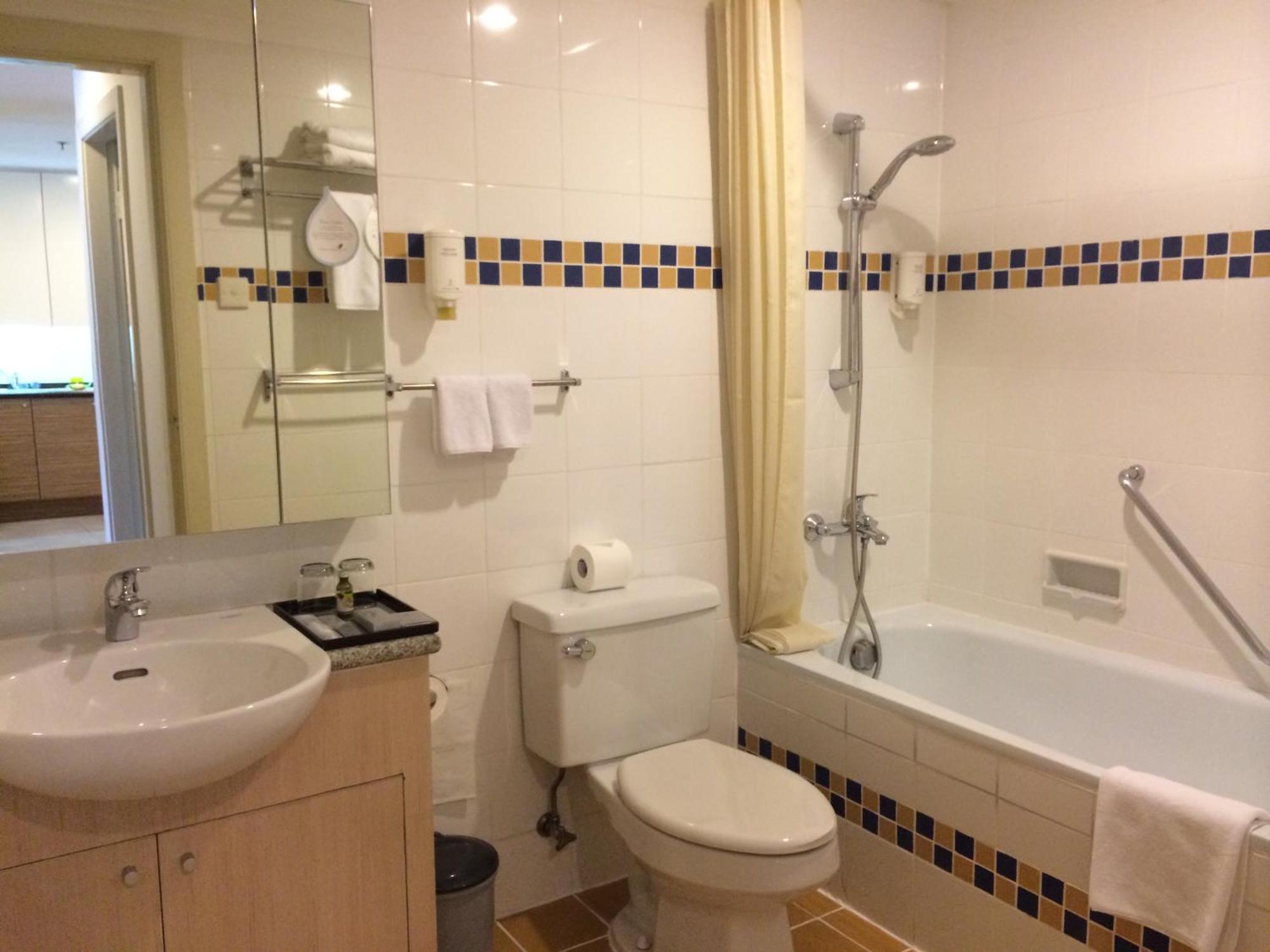 One-Bedroom Premier Apartment,703701919:JPEG