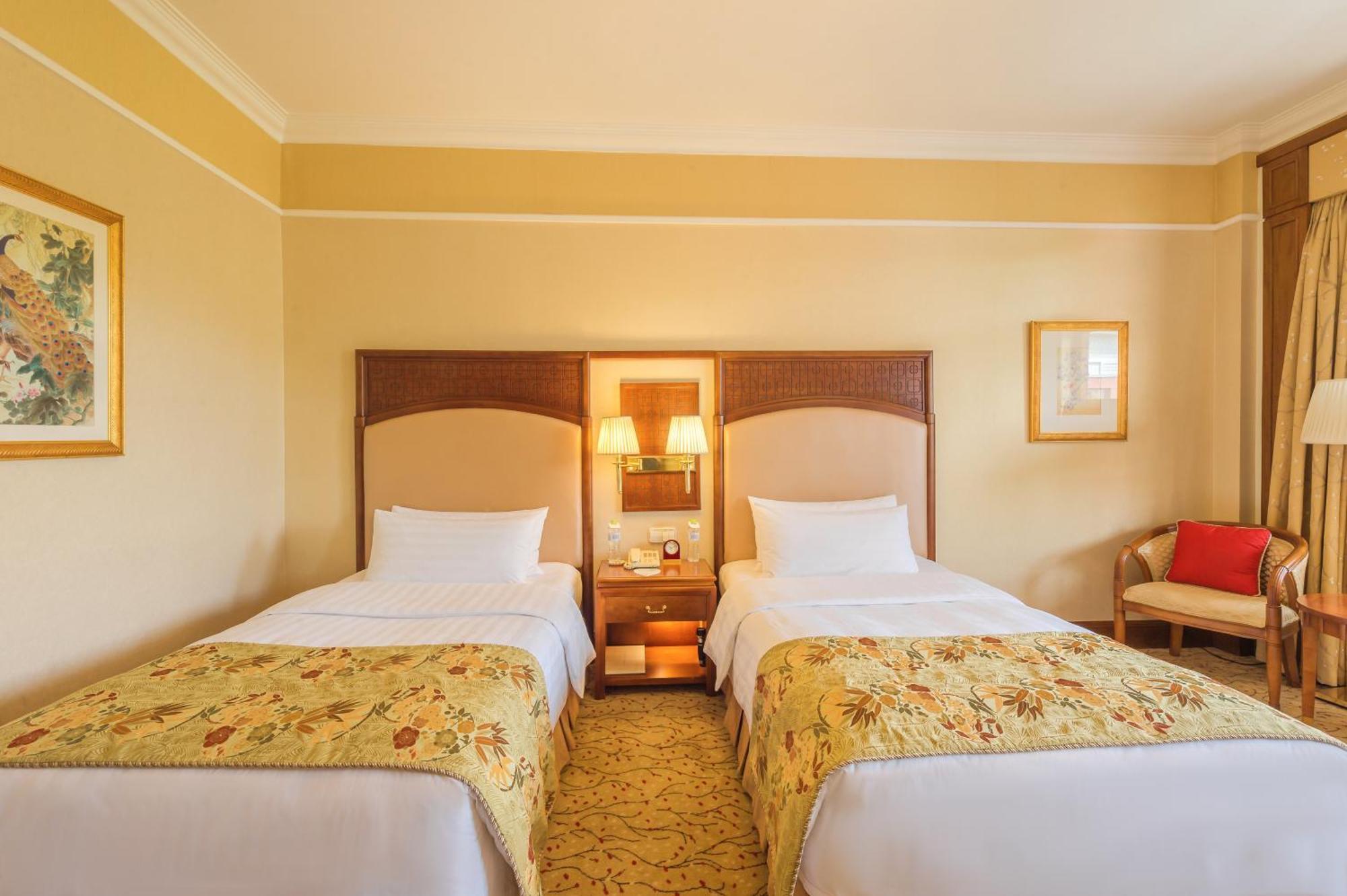 Lakeside Twin Bed Room
