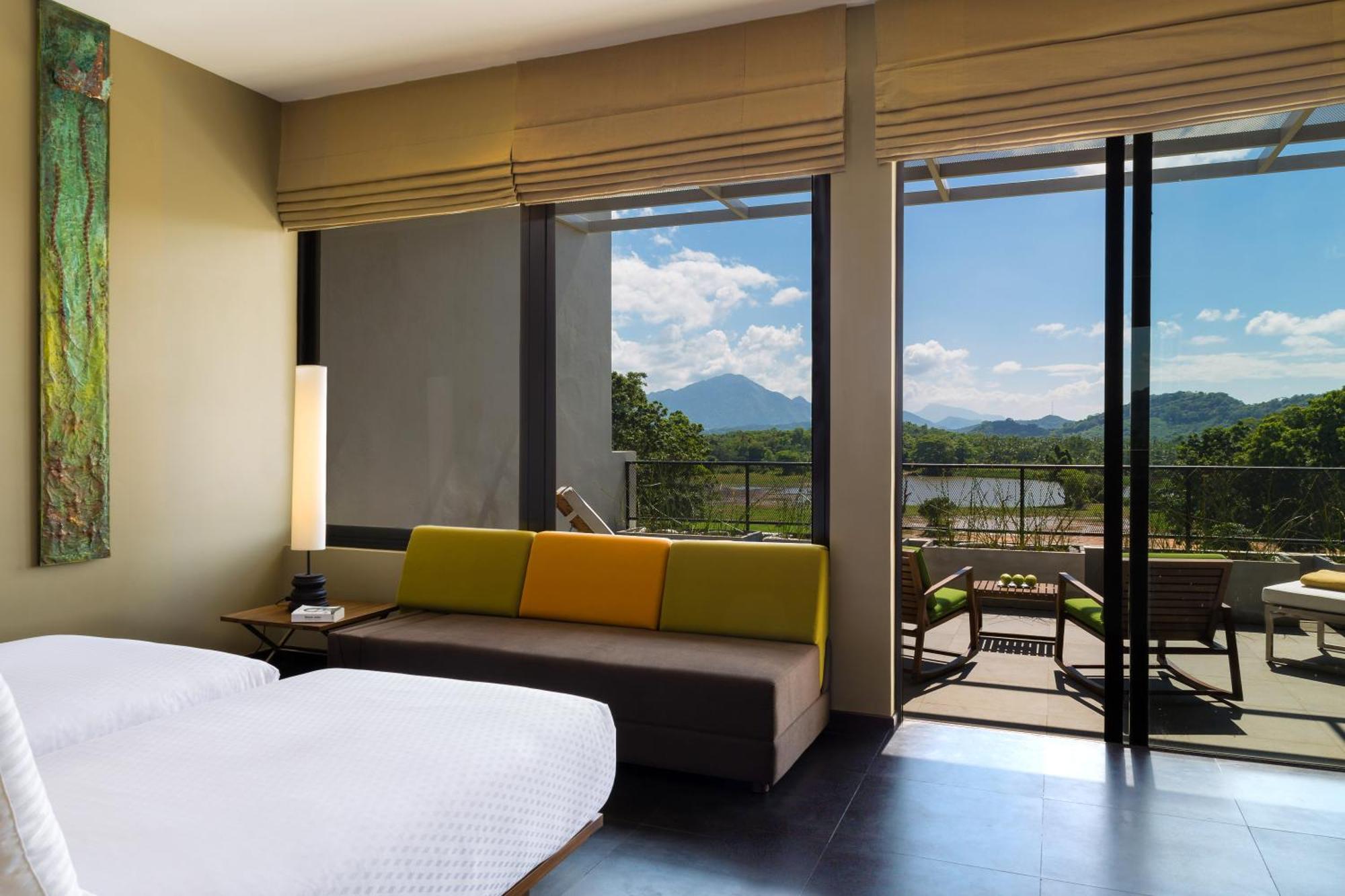 Super Deluxe Twin Room at Lu Lin restaurant & the Canopy Bar,639788937:JPEG