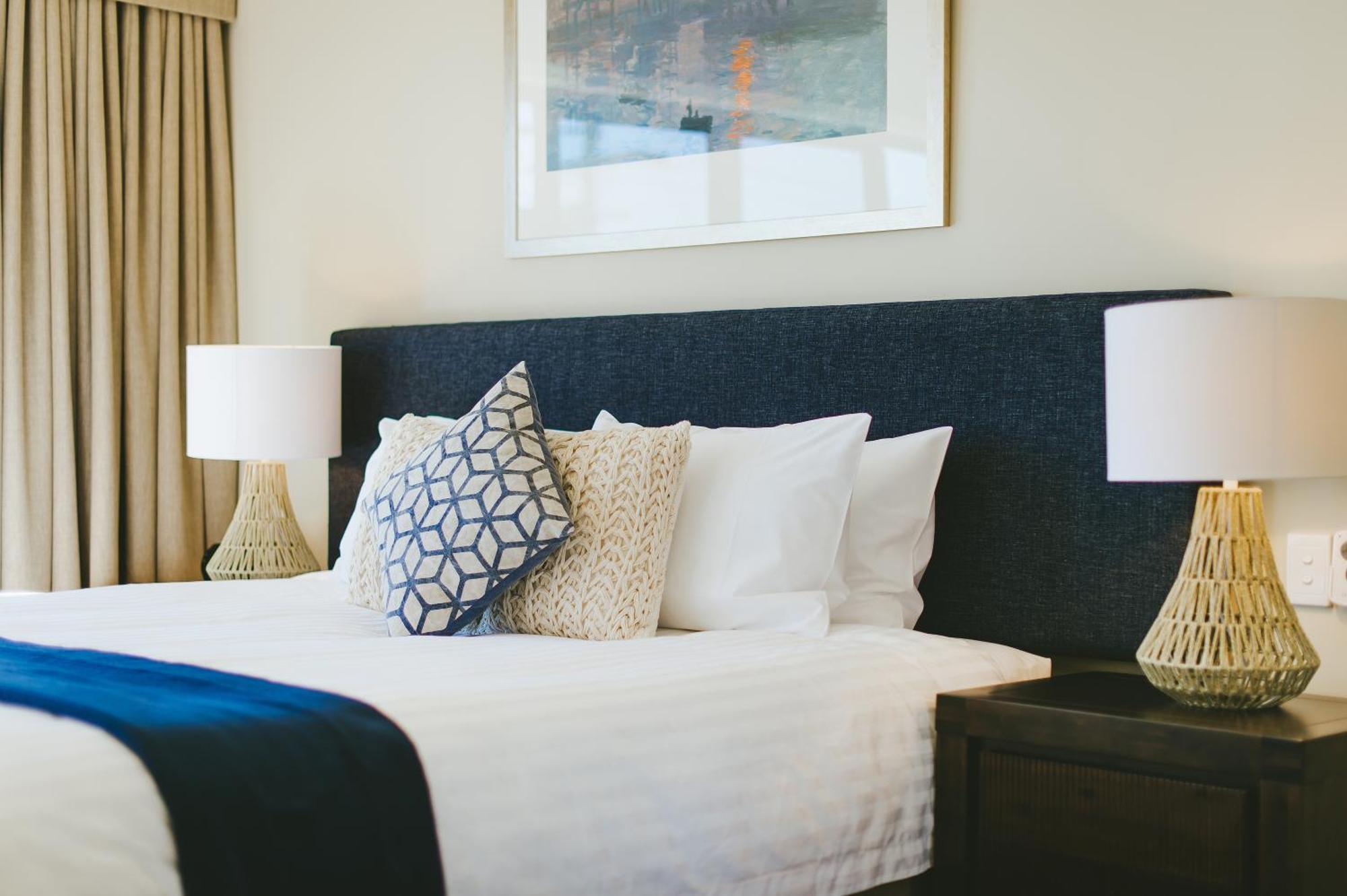 Deluxe King Room with Garden View and Spa Bath