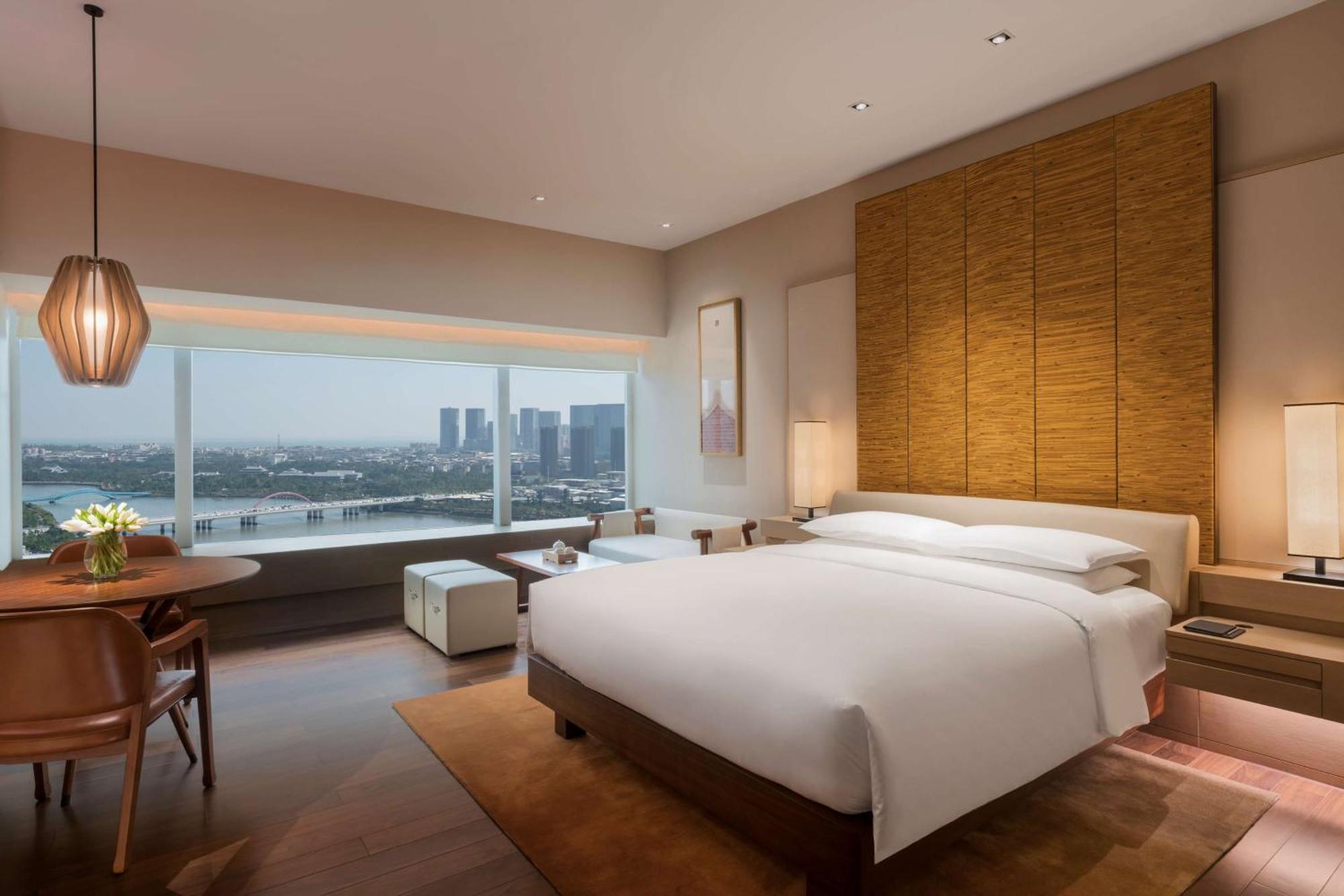Premium Suite