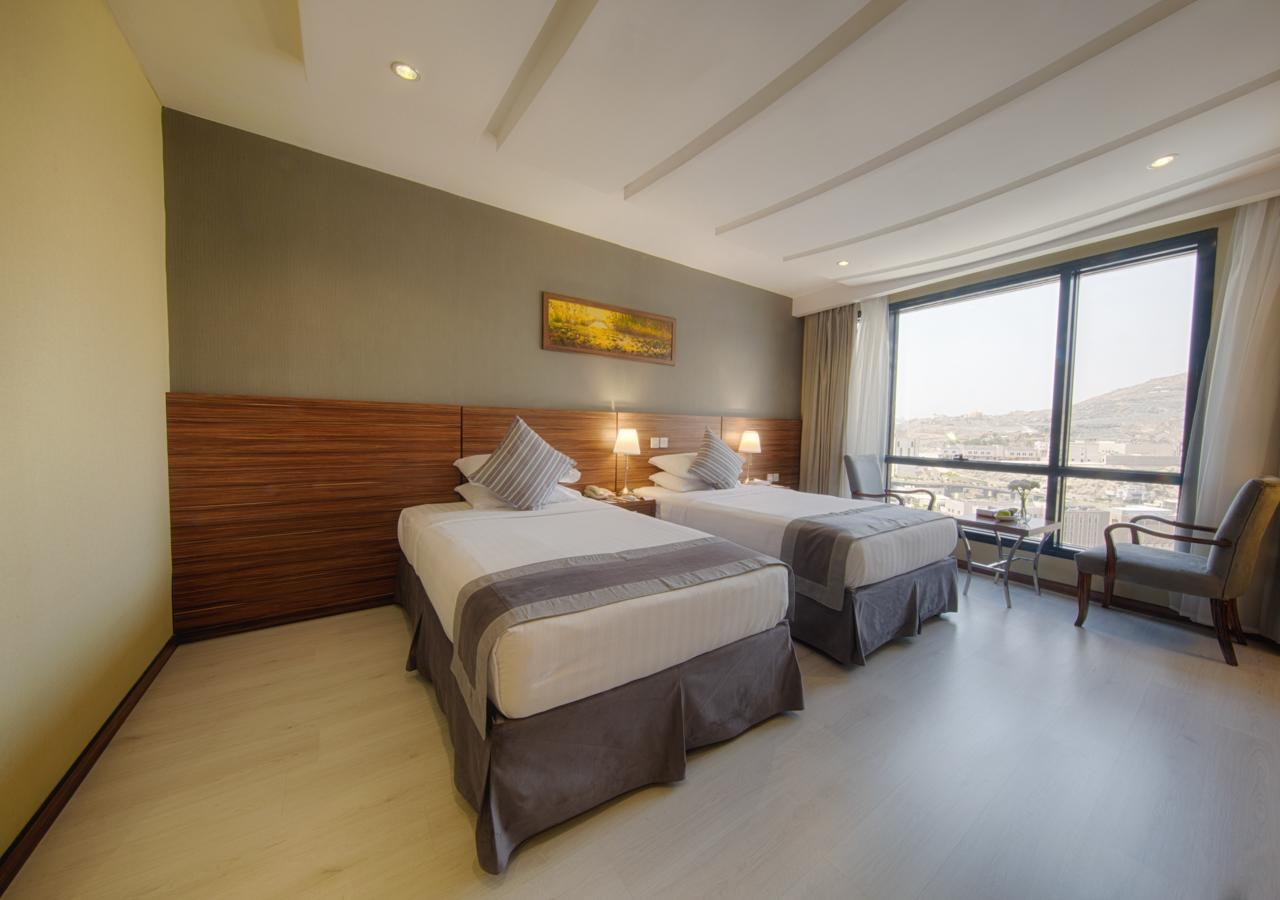 Standard Double Room Side Kaaba View