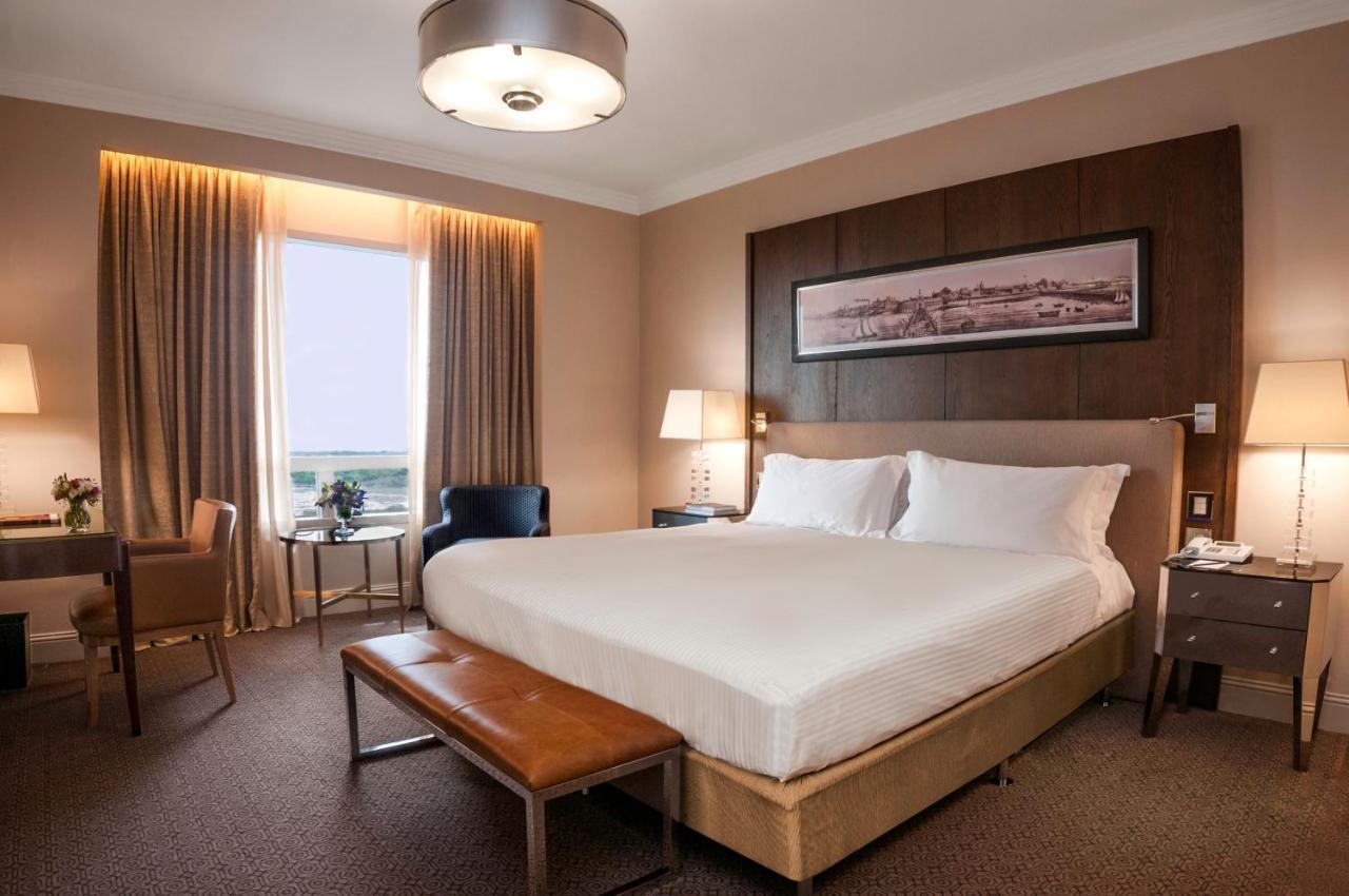 Deluxe Double or Twin Room with City View
