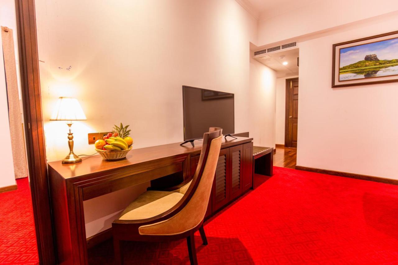 Deluxe Family Room with Early check-in and Late Check-out (on Availability),726050110:JPEG