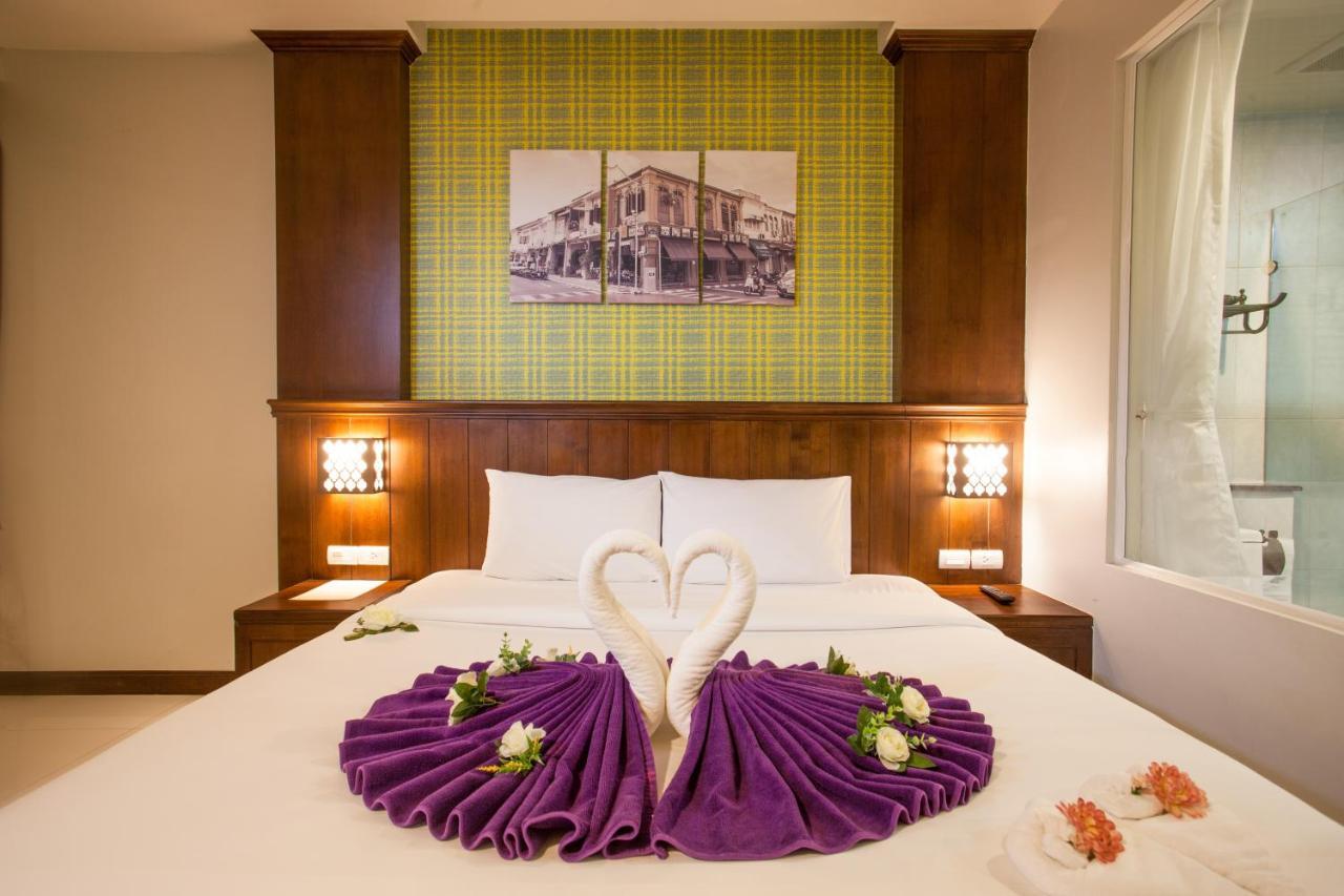 Pool Access Double Room (First Floor)