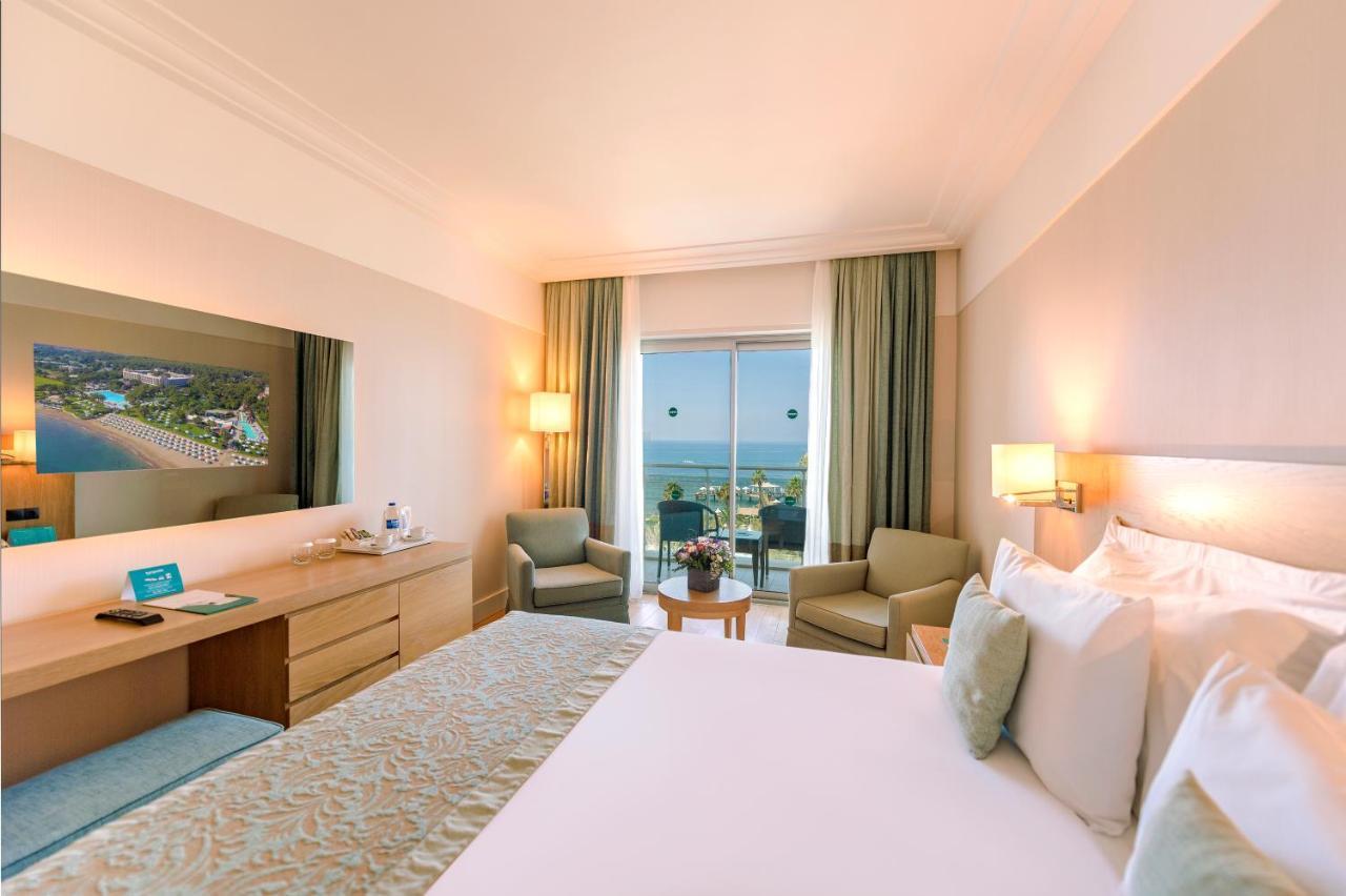 Deluxe Triple Room with Sea View