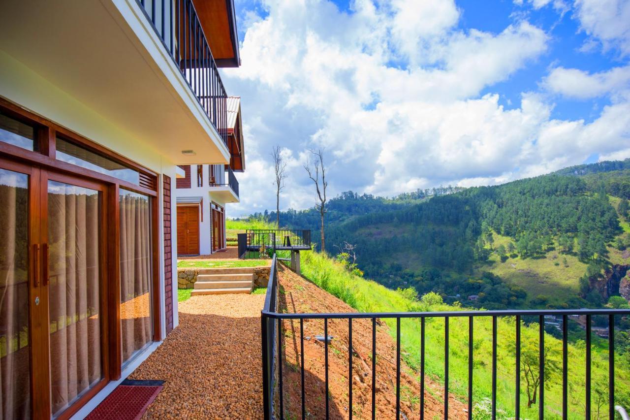 King Room with Mountain View