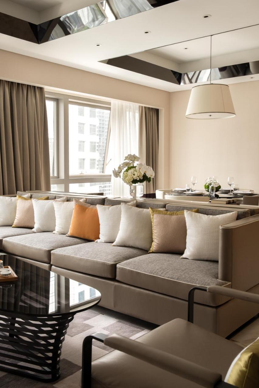 Three-Bedroom Deluxe Residence Contemporary