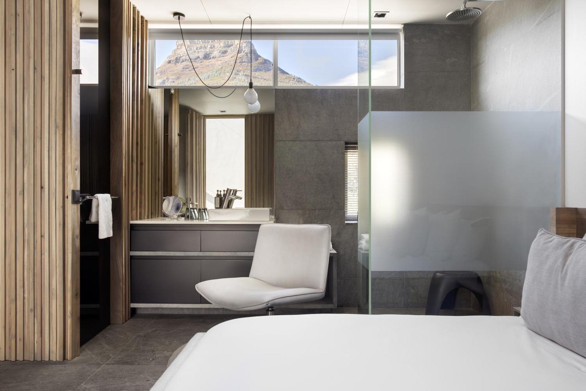 Mini Mountain Room