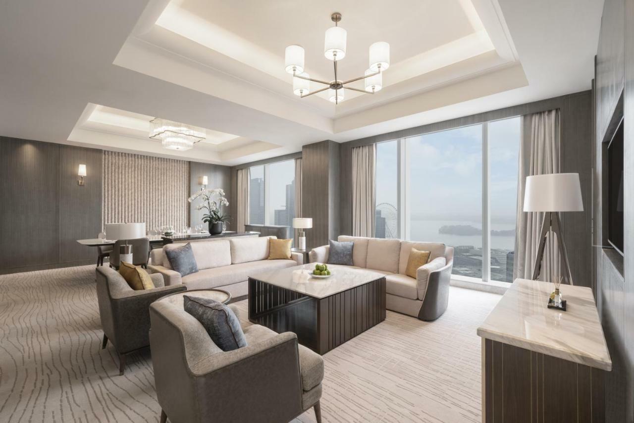 Specialty Suite King Room