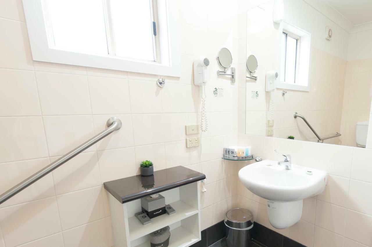 Queen Room - Disability Access,845942714:JPEG