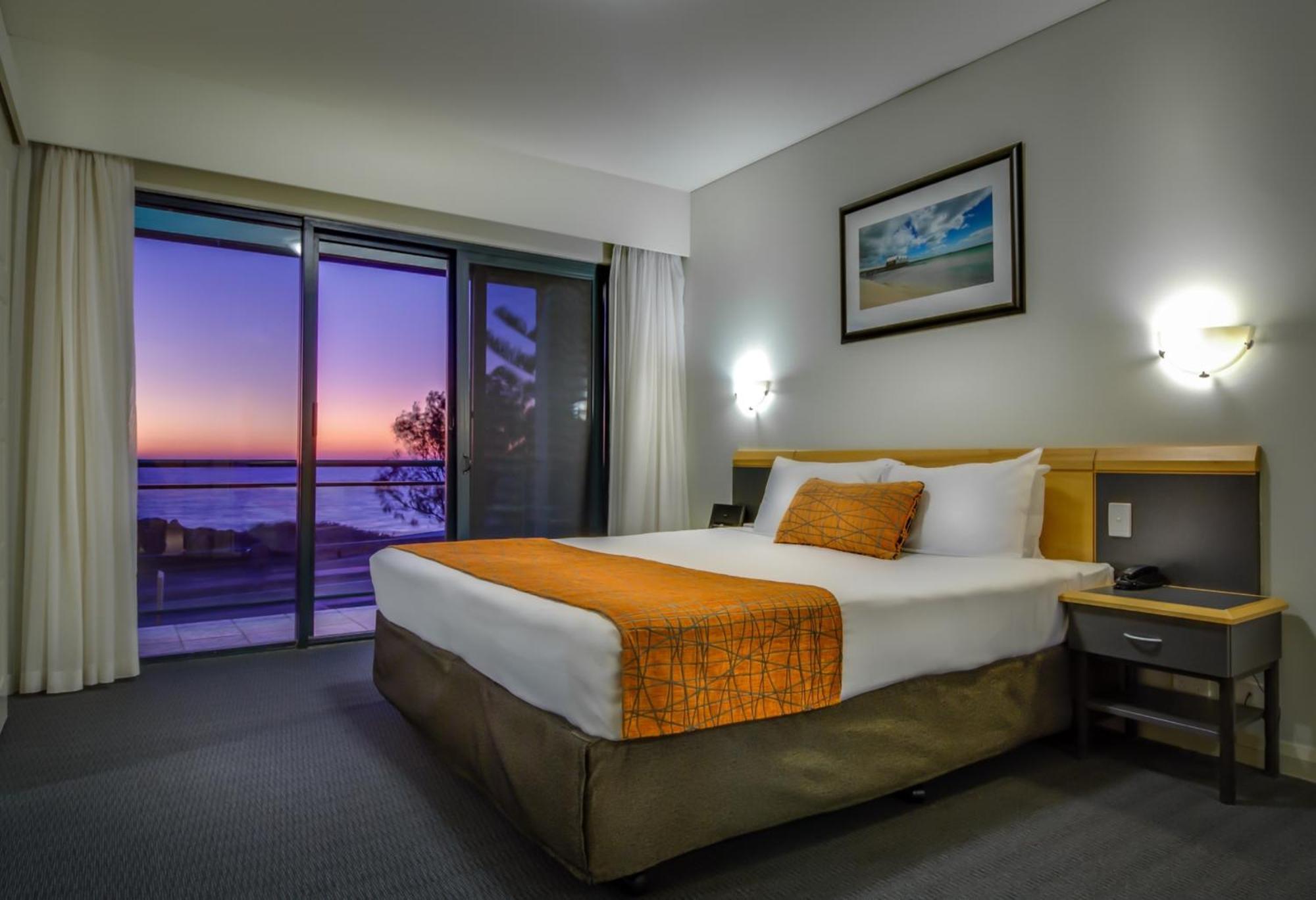 One-Bedroom Spa Apartment Ocean View