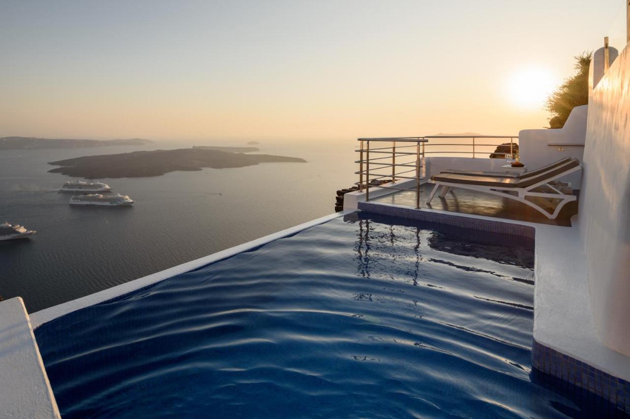 Angels infinity pool suite