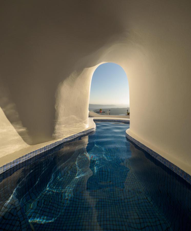 Executive plunge pool suite