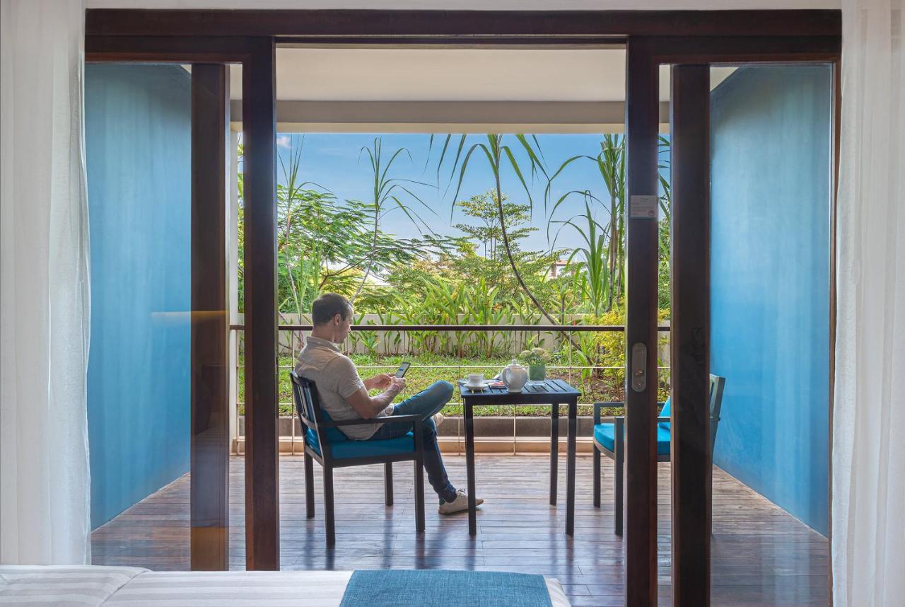 Deluxe Twin Pool View,943597186:JPEG