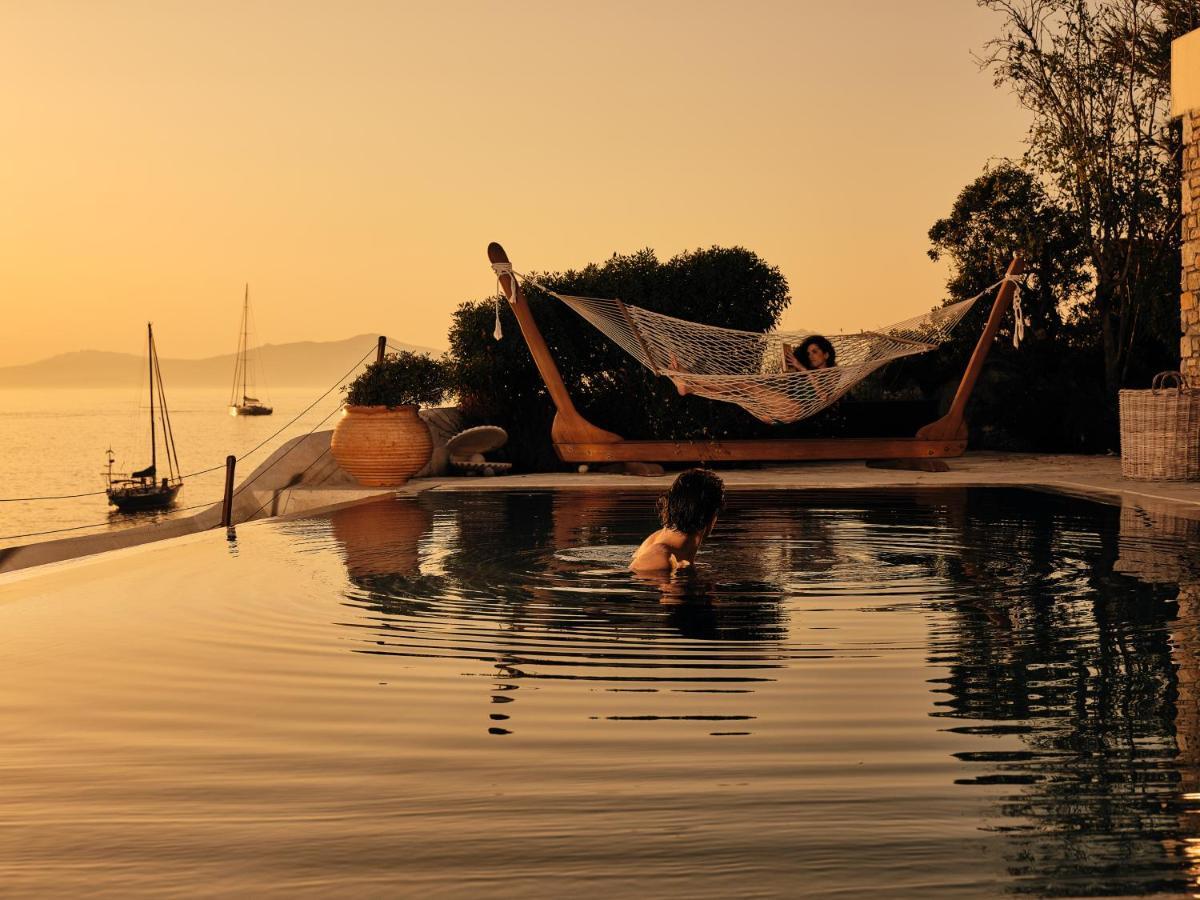 1 Bedroom Waterfront Villa Private Pool 350 meters from main hotel,759482159:JPEG