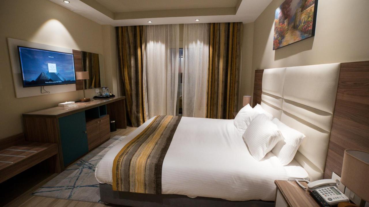 Deluxe Room Sea View (Egyptians & Residents only)