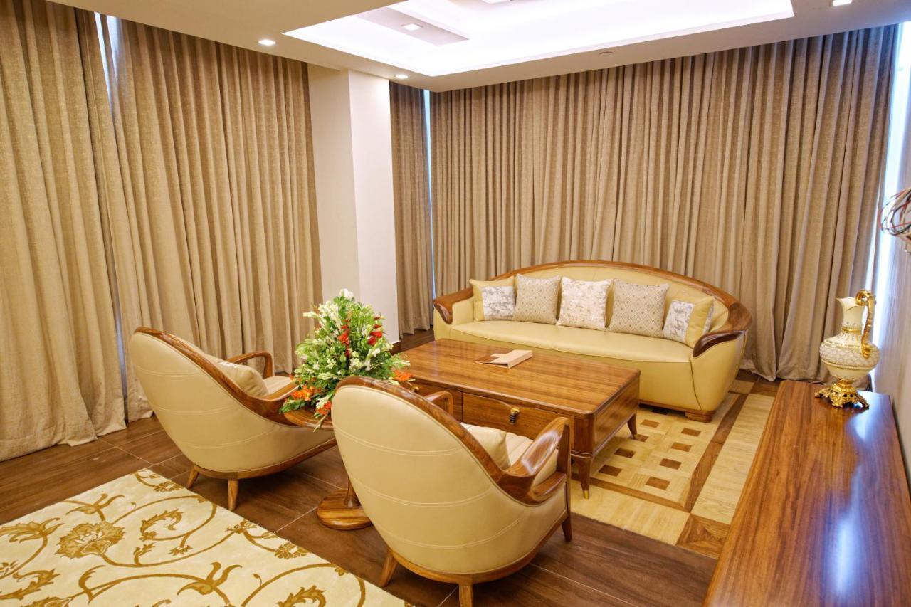 Presidential Suite,954977017:JPEG