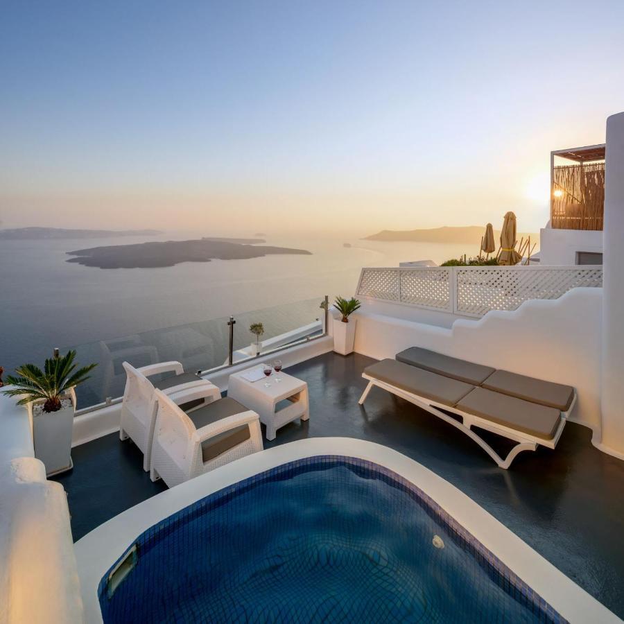 Suite with Plunge Pool and Spa Bath