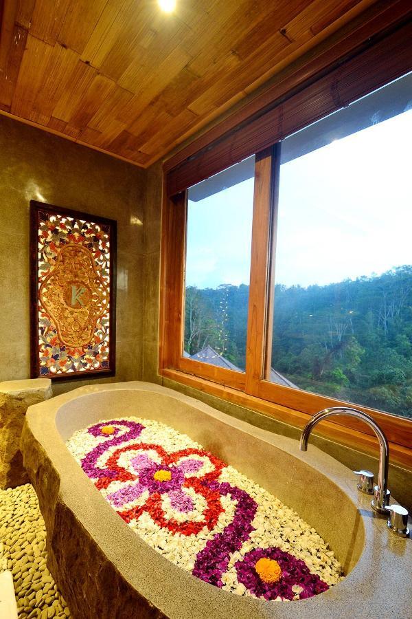 Asmara Pool Villa