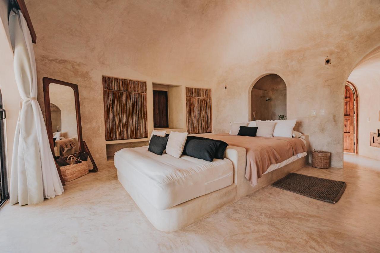 Deluxe Double or Twin Room with Pool View
