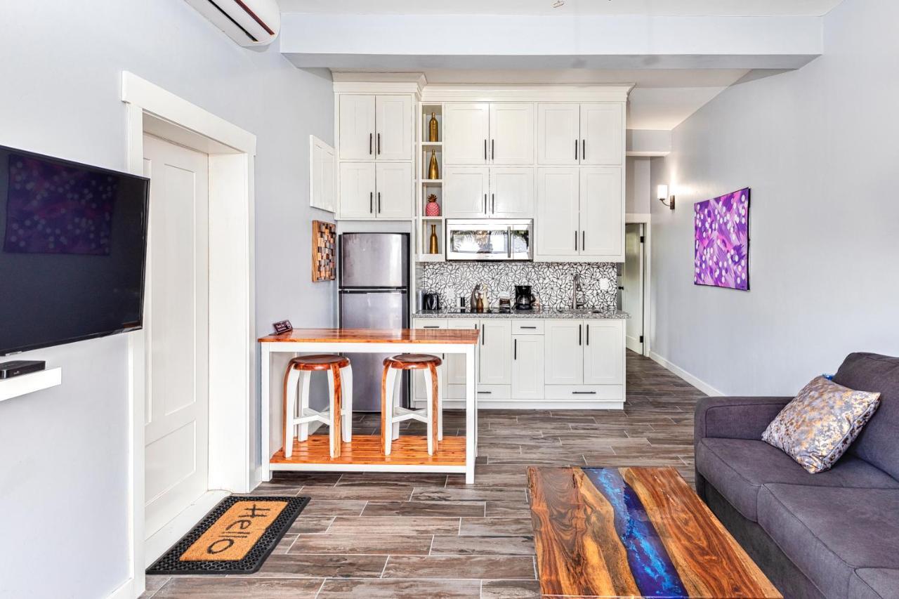 Deluxe Suite with Sea View