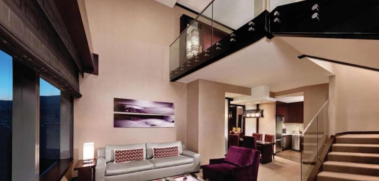 Panoramic Suite + Studio Suite