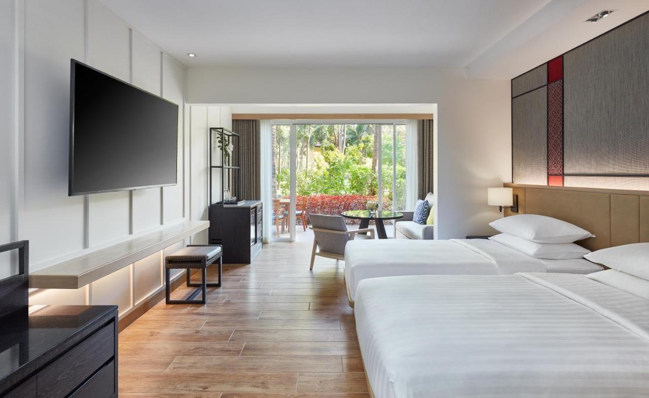 2 Twin Beds Pet Friendly Deluxe