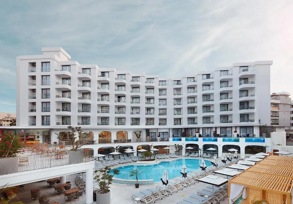 Lalila Blue Suites-1