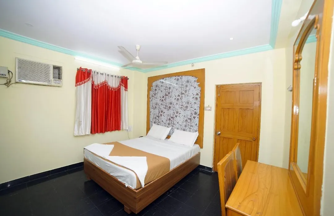 Hotel Aswini Grand Lodge-1