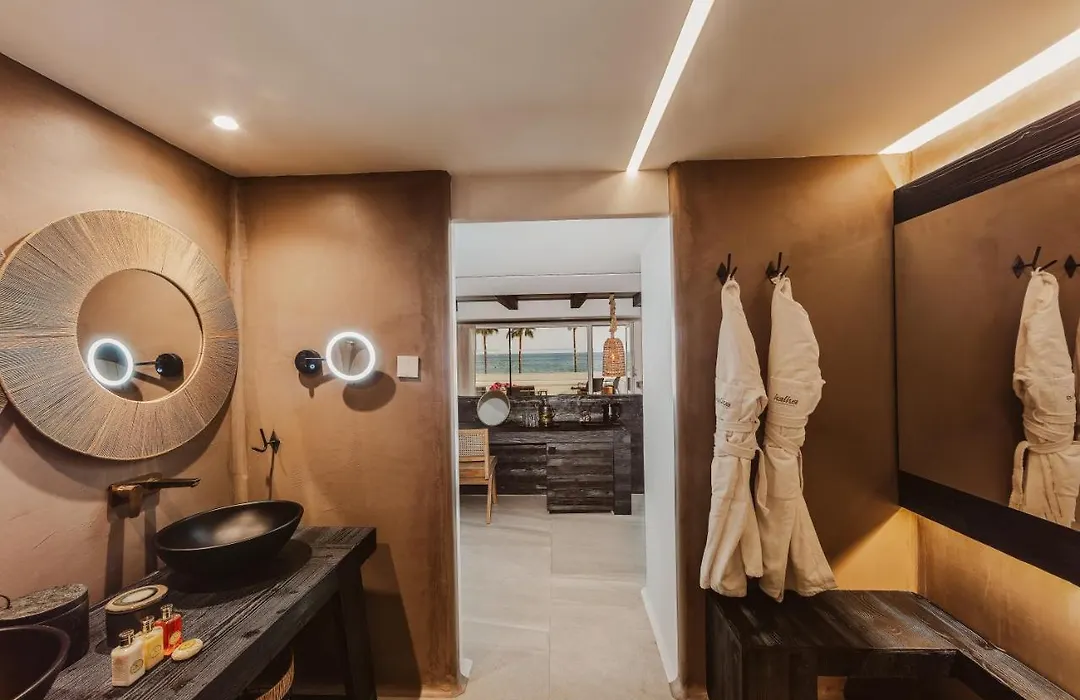 Kaliva Suites - Adults Only-1