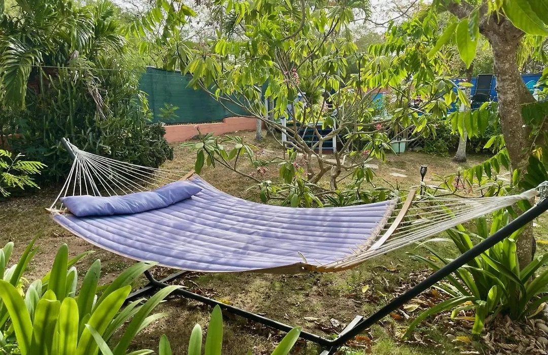 Esperanza Inn Guesthouse (Adults Only)-1