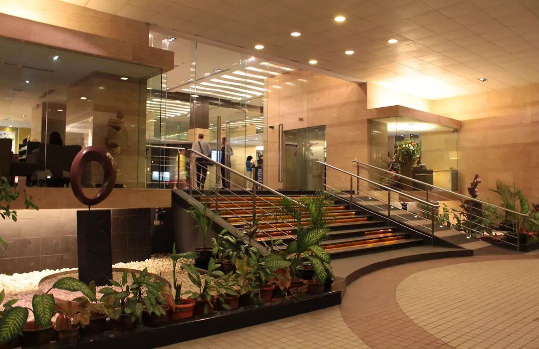Pacific Regency Hotel Suites-1