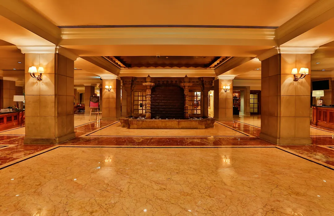 Crowne Plaza Chennai Adyar Park-1