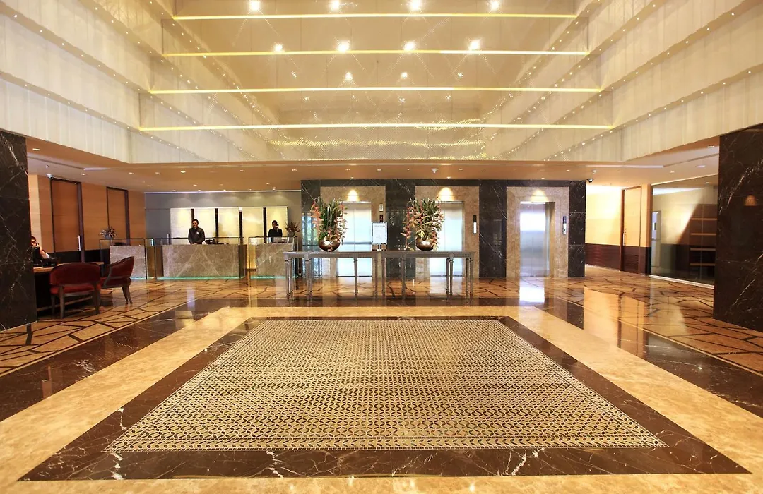 Radisson Blu Hotel Chennai City Centre-1