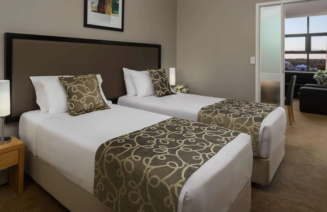 Rydges Mackay Suites-1