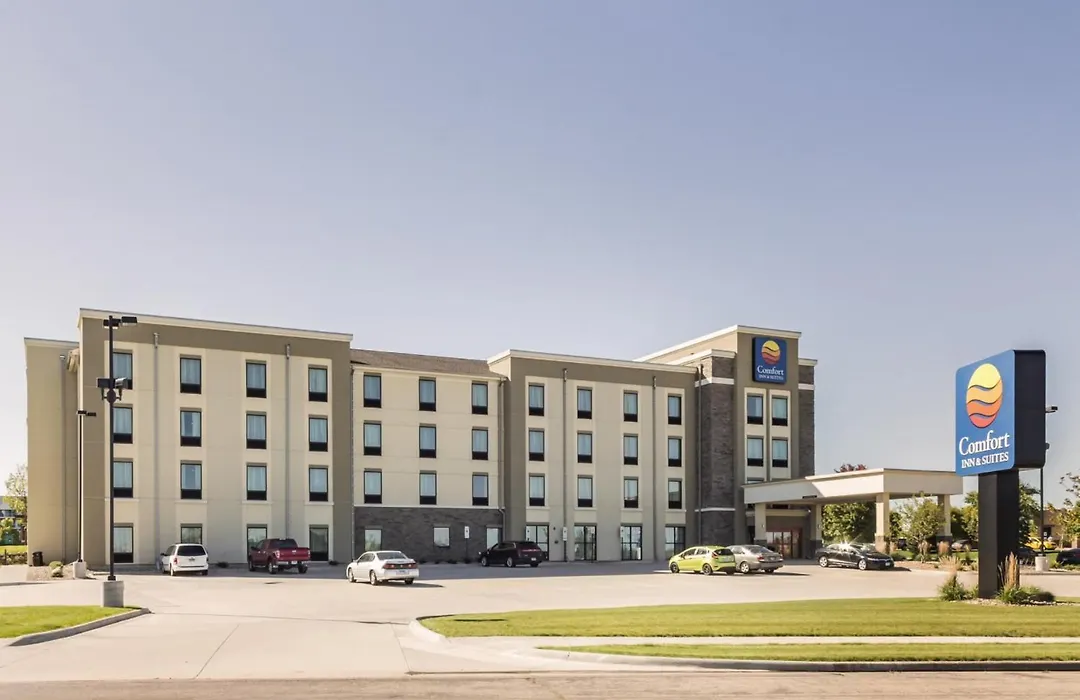 Comfort Inn & Suites Avera Southwest-1