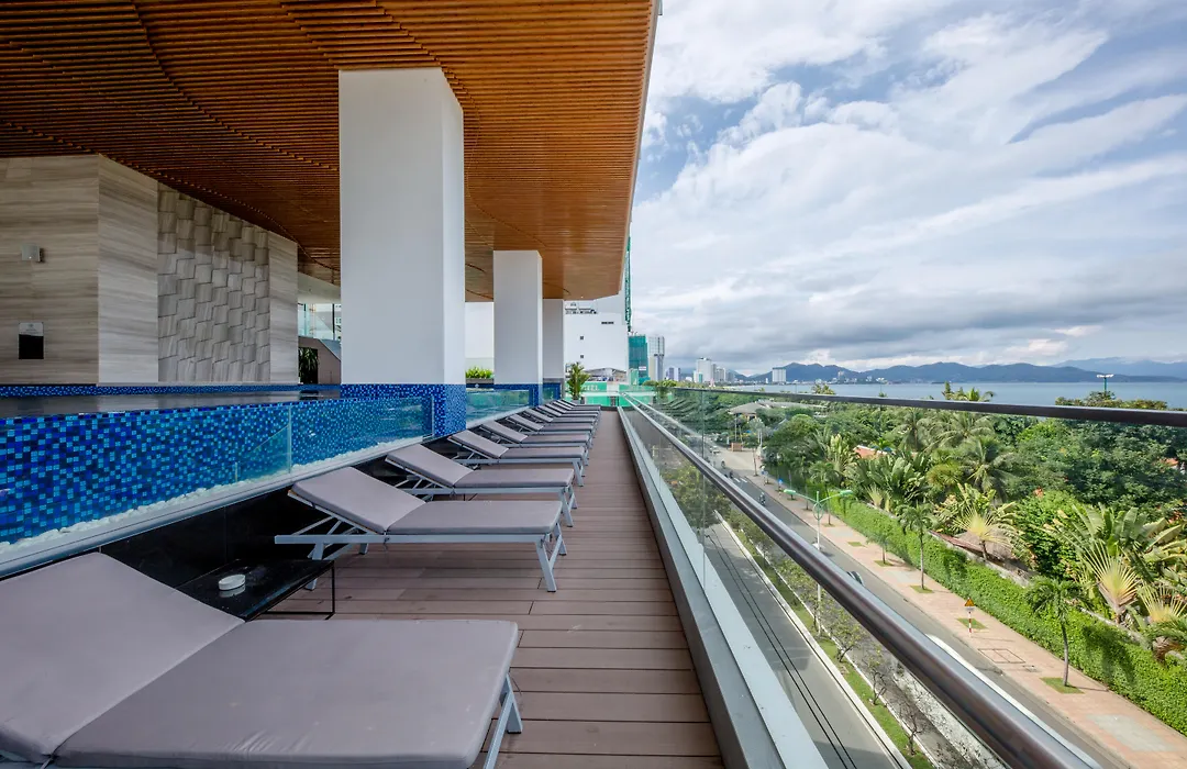 Queen Ann Nha Trang Hotel-1