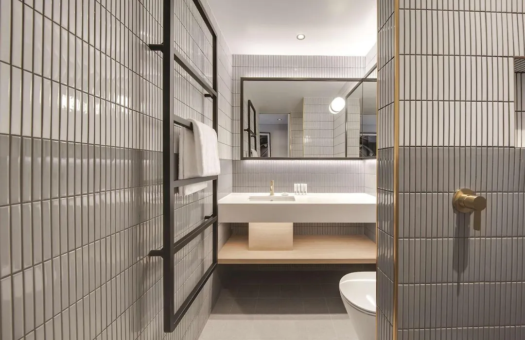 Vibe Hotel Sydney Darling Harbour-1