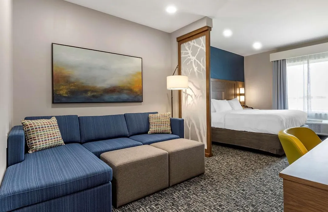 Comfort Suites Greenville Airport-1