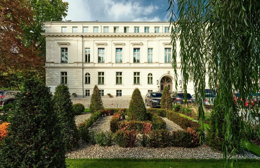 Hotel Altus Palace - Destigo Hotels-1