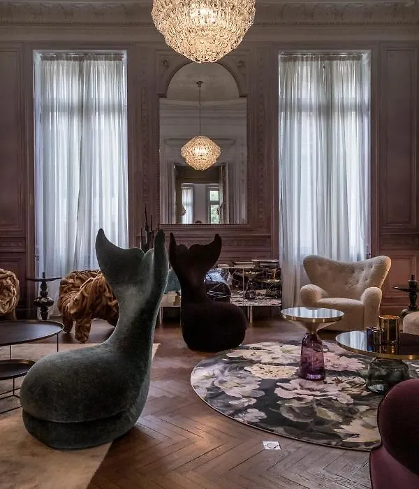 Yndo Hotel-1
