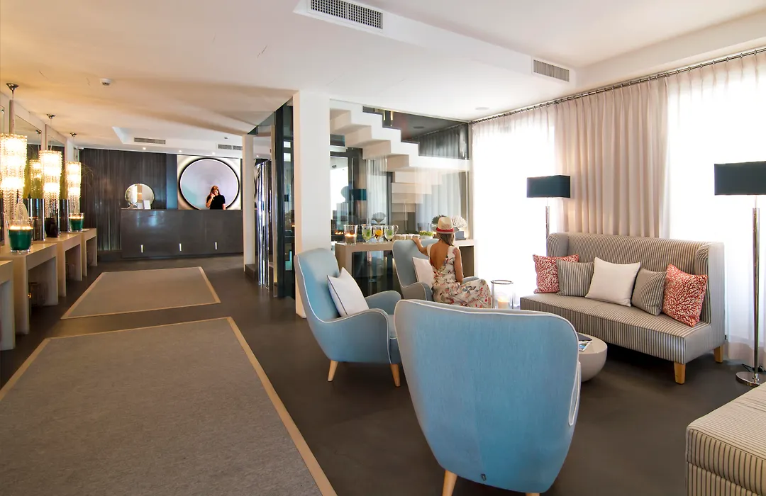 Eight Hotel Paraggi-1