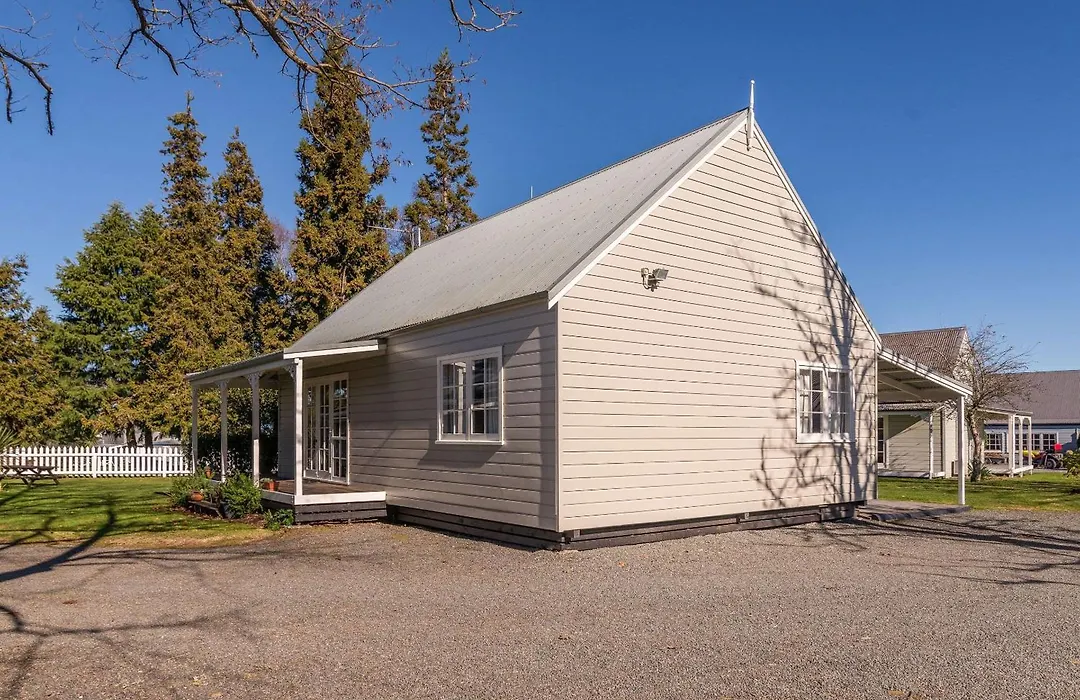 Huka Falls Resort-1