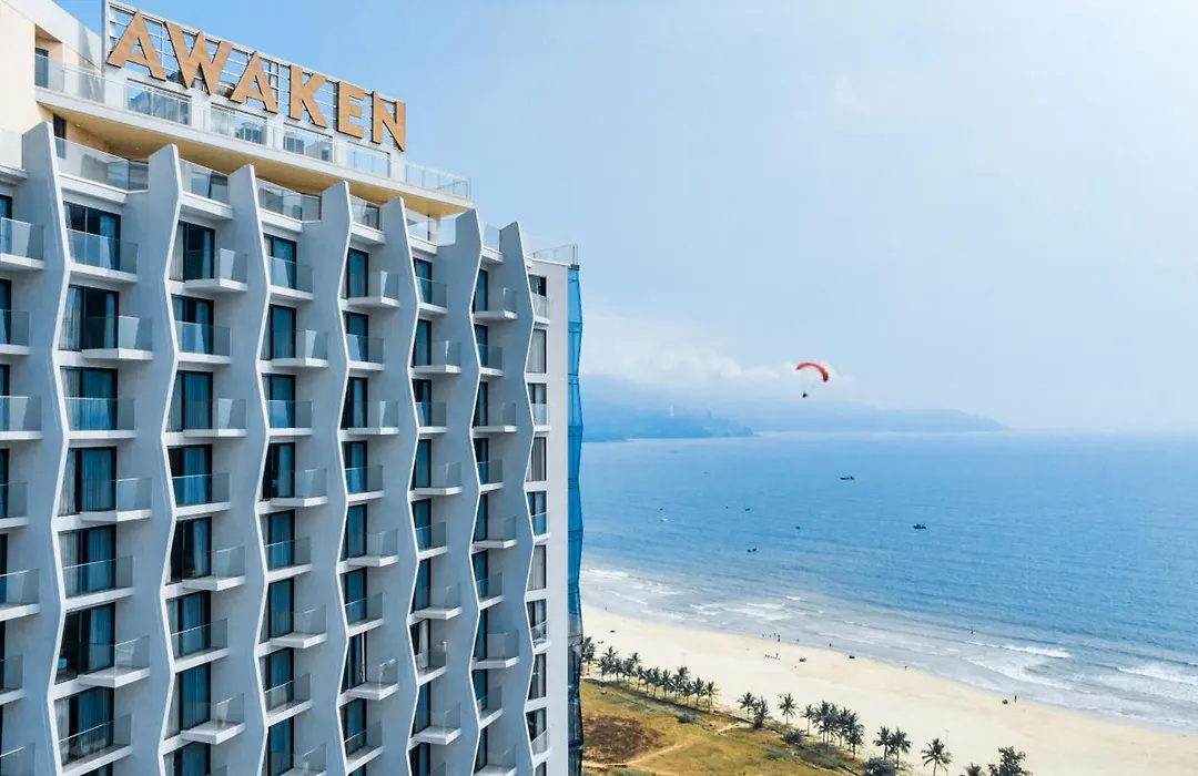 Awaken Da Nang Hotel-1