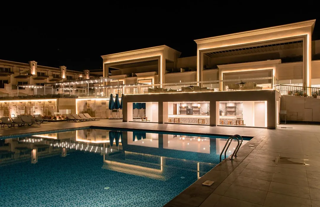 The V Luxury Resort Sahl Hasheesh-1