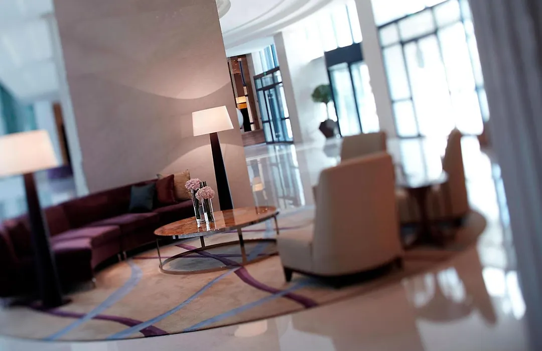 Renaissance Tianjin Lakeview Hotel-1